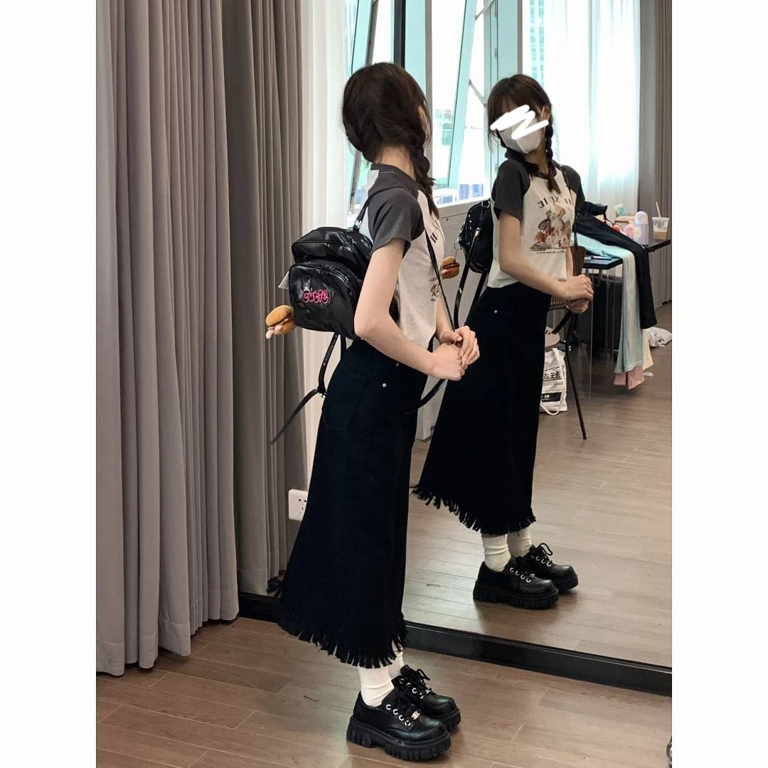 王家有鱼 小个子夏季新款黑色女高腰开叉流苏毛边牛仔a字半身裙子