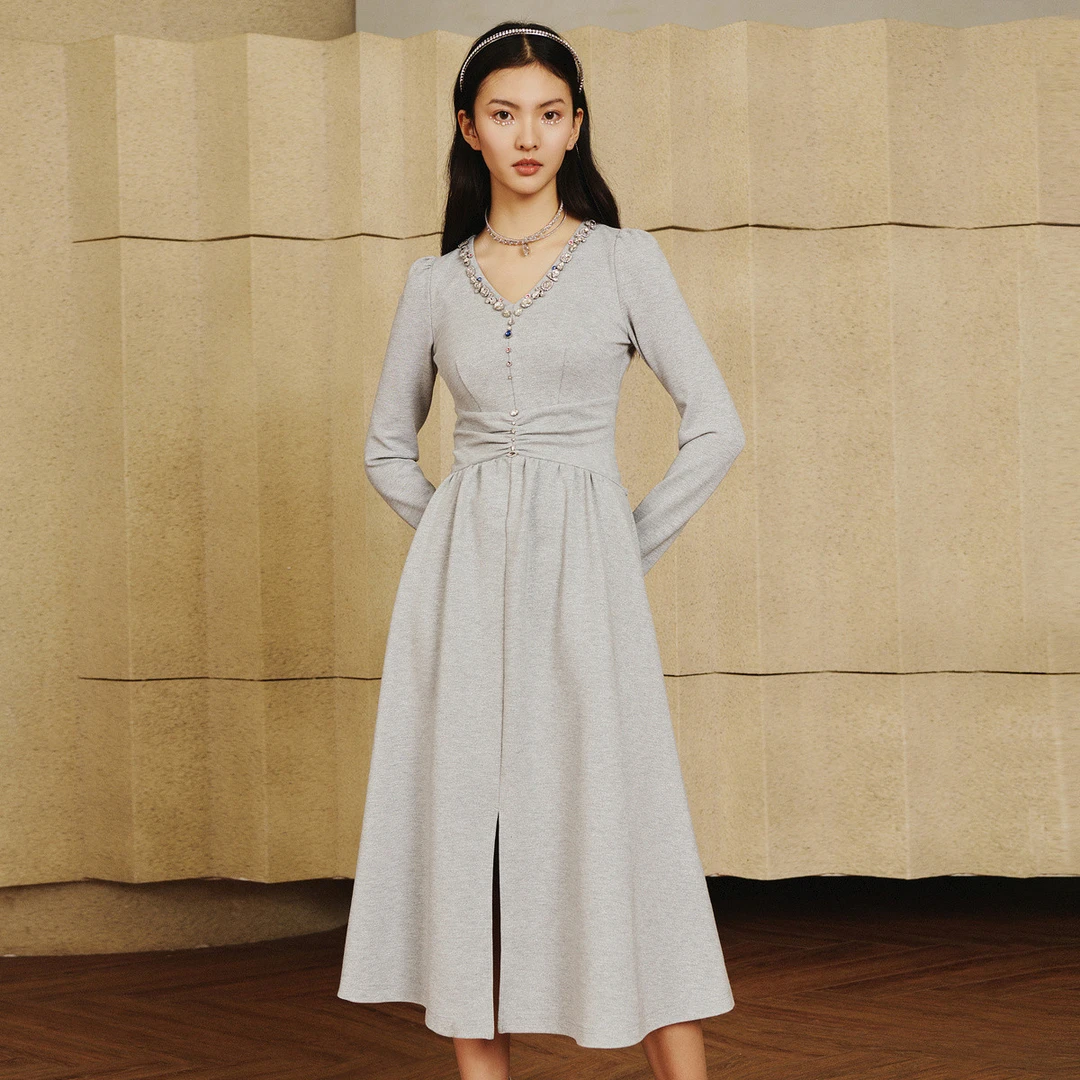 MAXRIENY温柔风茶歇气质针织连衣裙高级感穿搭秋女装连衣裙显瘦