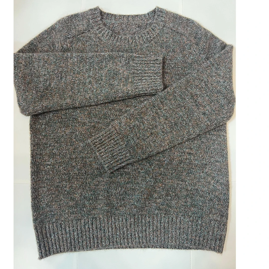 气场爆棚！100纯山羊绒宽松圆领羊绒衫花纱针织衫毛衣