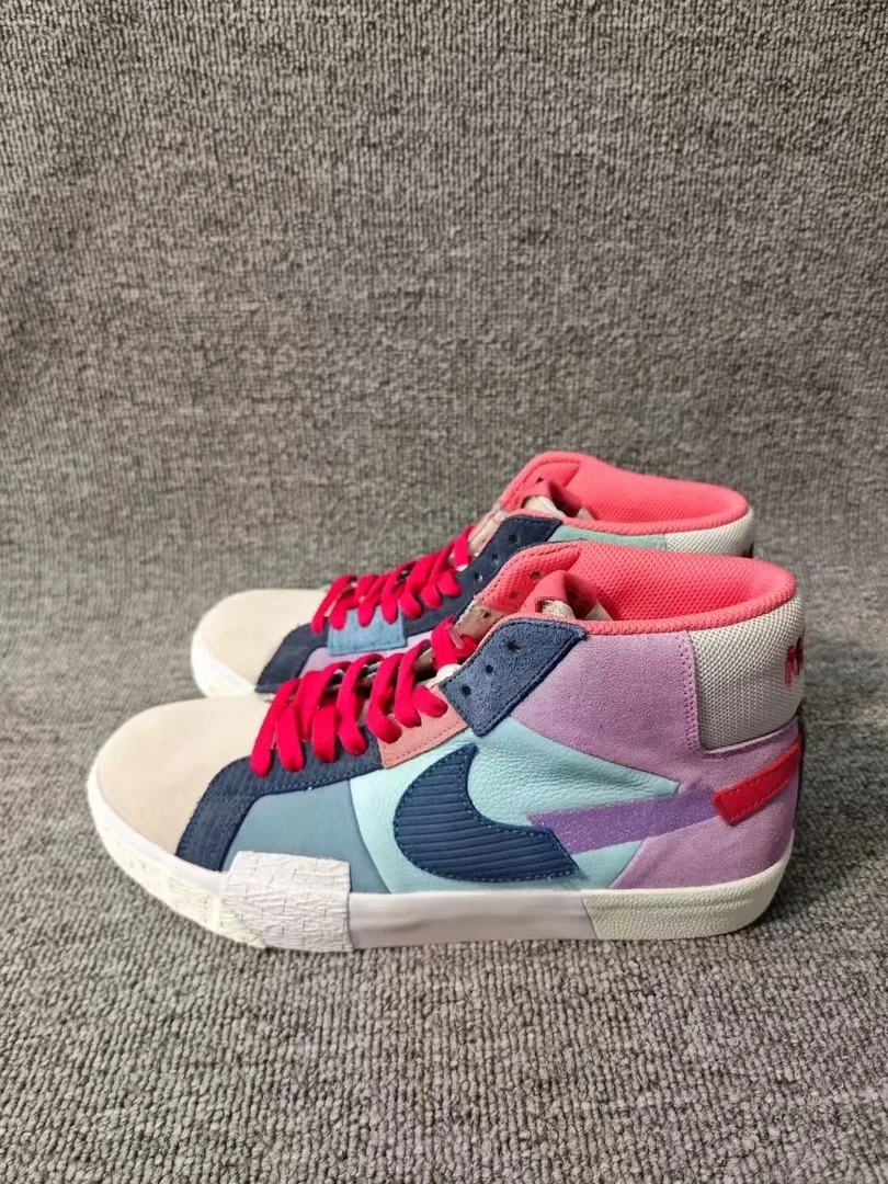 ［专柜出样］41码Nike SB Blazer Zoom 断勾休闲鞋（小色差在所难免）