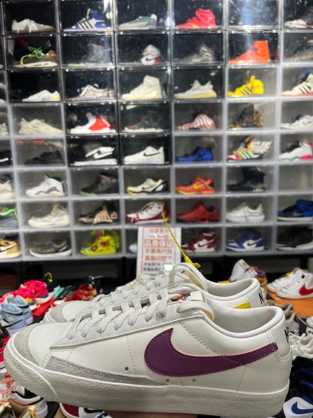 43码 Nike Blazer Low 77 VNTG 男款 白紫黄