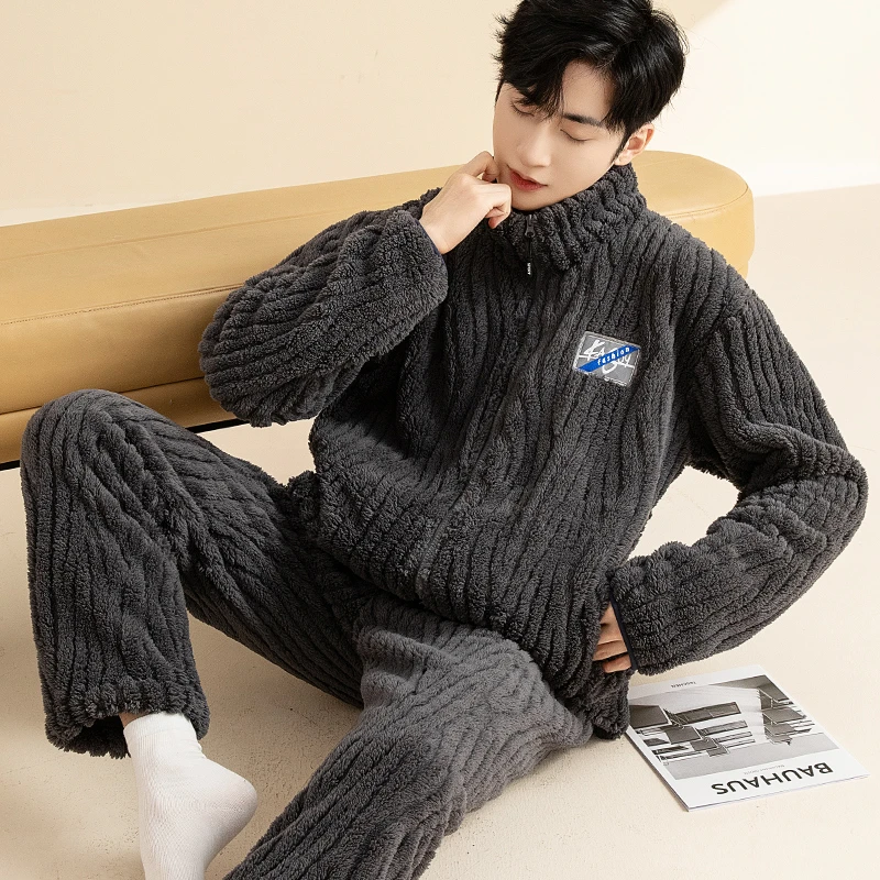 秋冬季男士睡衣加绒加厚款珊瑚绒法兰绒保暖休闲可外穿家居服套装