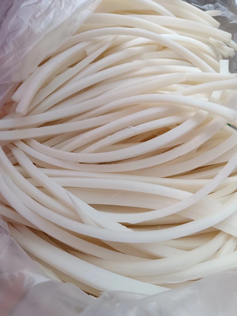 云南粑粑丝饵丝【手工切丝，粗细不一，介意勿拍，不接受无理由退款】