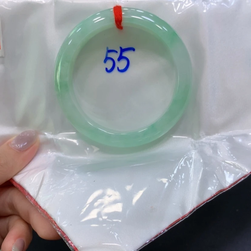 【闪购商品】翡翠手镯未镶嵌可*酱翡翠