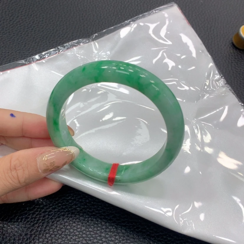 【闪购商品】翡翠手镯未镶嵌翡翠