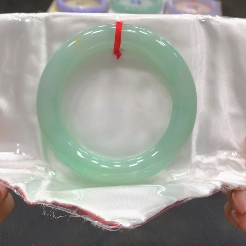 【闪购商品】翡翠手镯未镶嵌翡翠