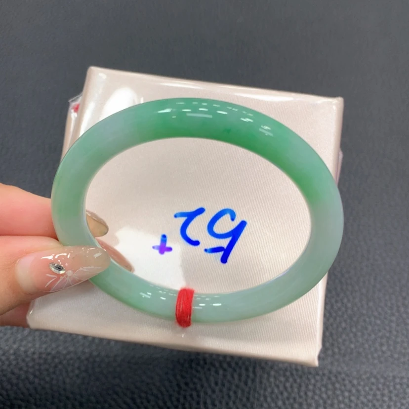 【闪购商品】翡翠手镯未镶嵌翡翠