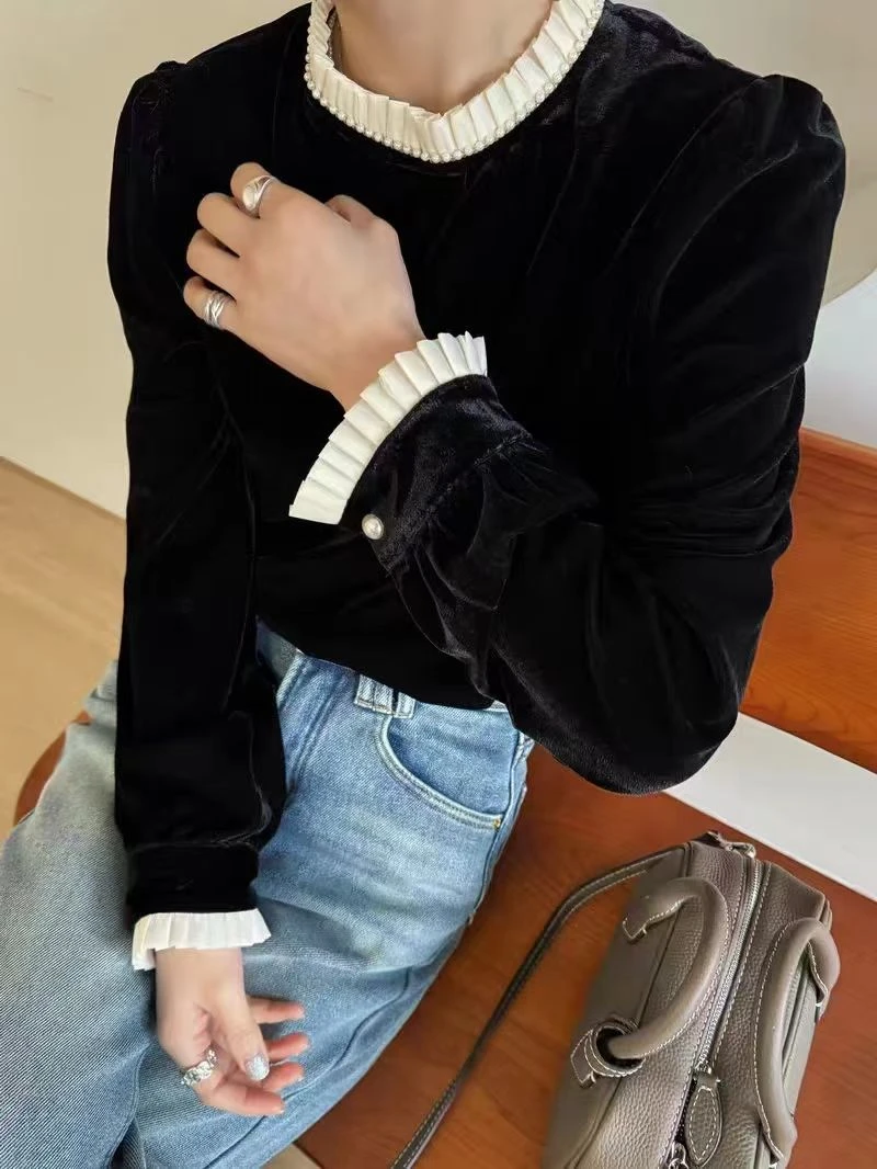 丝绒领口串珠加厚打底衫