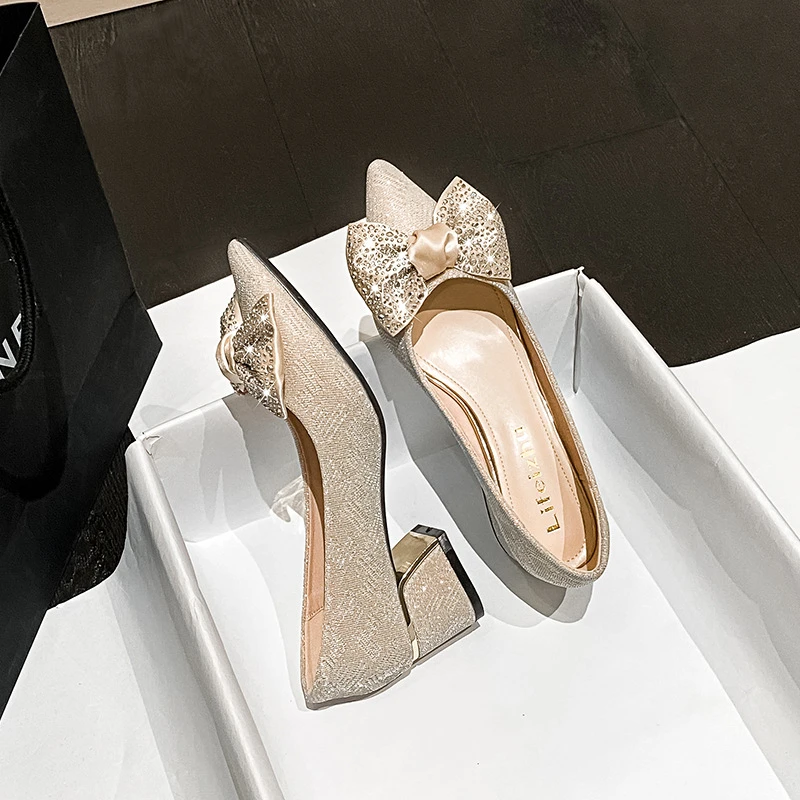 尖头单鞋女晚晚鞋法式粗跟高跟鞋2025年新款春季中跟大码鞋41-43