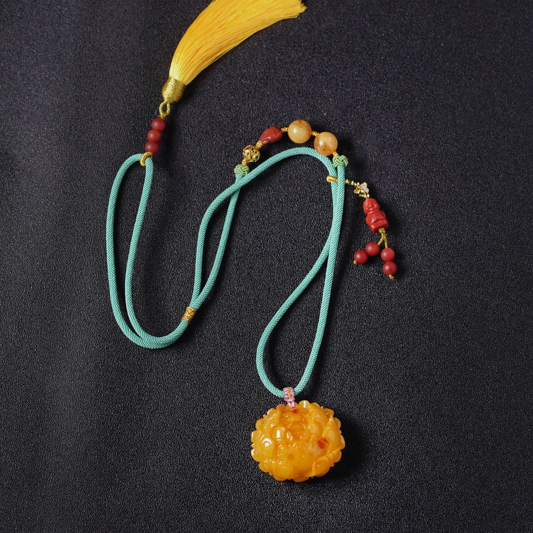 【宝陀明月】天然老蜜鸡油黄牡丹花多宝国潮风项链