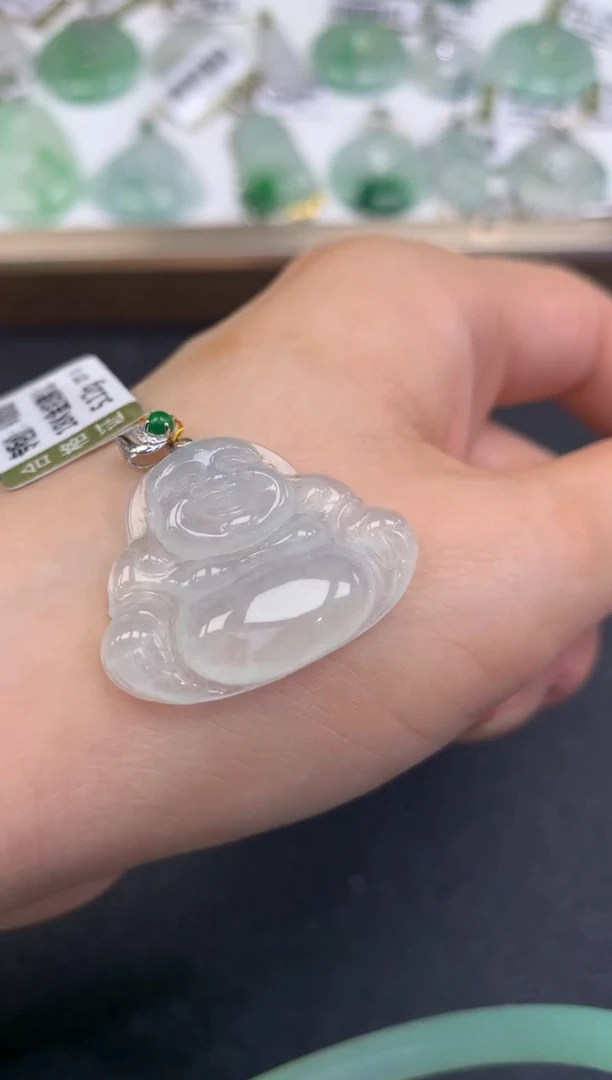【闪购商品】翡翠颈饰18K金镶嵌