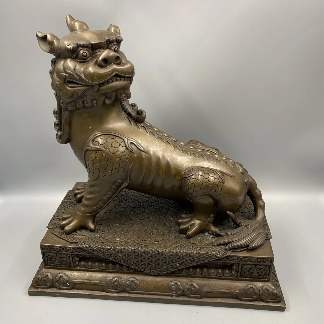 民国至早期铜质宝座麒麟纹大摆件益合/2410-295