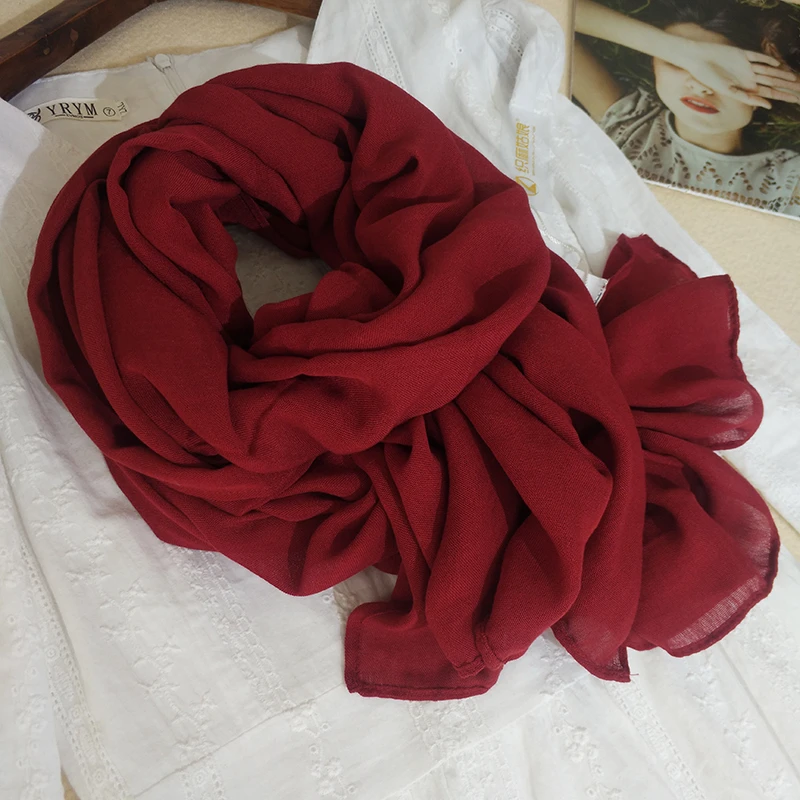 秋冬新款纯色棉麻围巾女薄纯色保暖围脖护颈百搭装饰丝巾披肩酒红