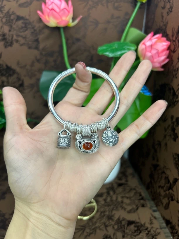 足银手镯 小郑家纯银手镯