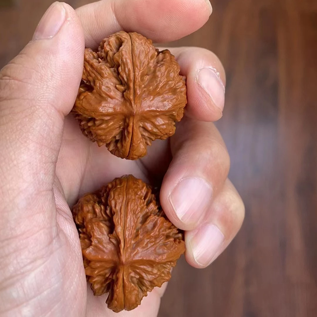 静静文玩，文玩核桃