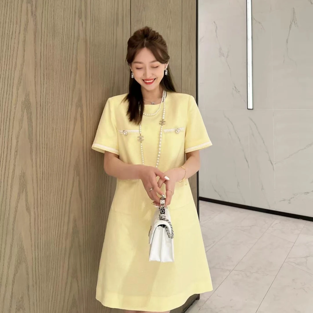 W·HAHA【回馈价】【奶油芝士】高级感精致小香风连衣裙5111