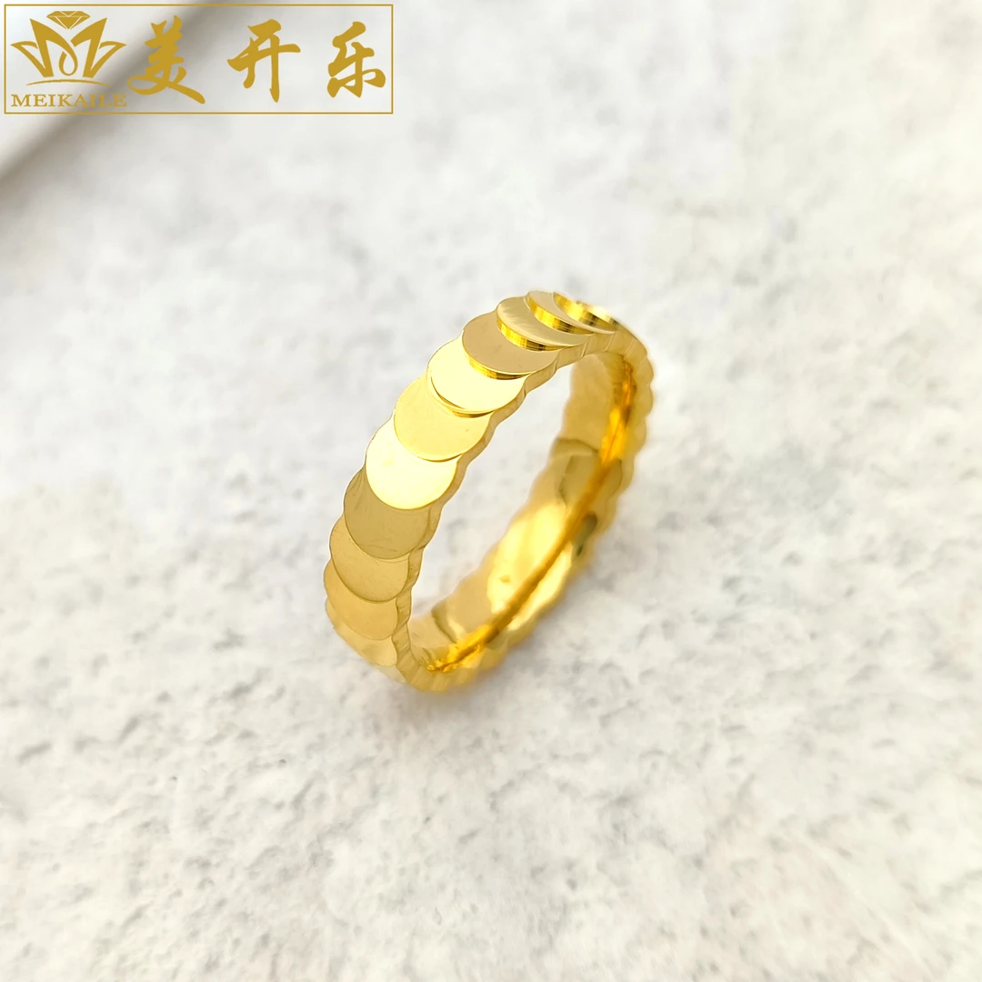 （P391）美开乐珠宝黄金戒指鱼鳞小圆片简约亮面足金戒指黄金首饰