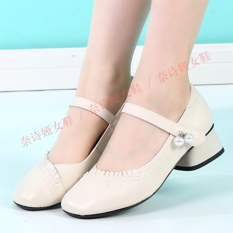 圆头小皮鞋女白色2023新款夏季百搭真皮粗跟单鞋女秋浅口中跟女鞋