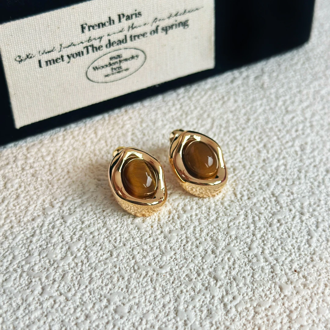 铜合金耳饰 美拉德风几何小众百搭通勤耳环女