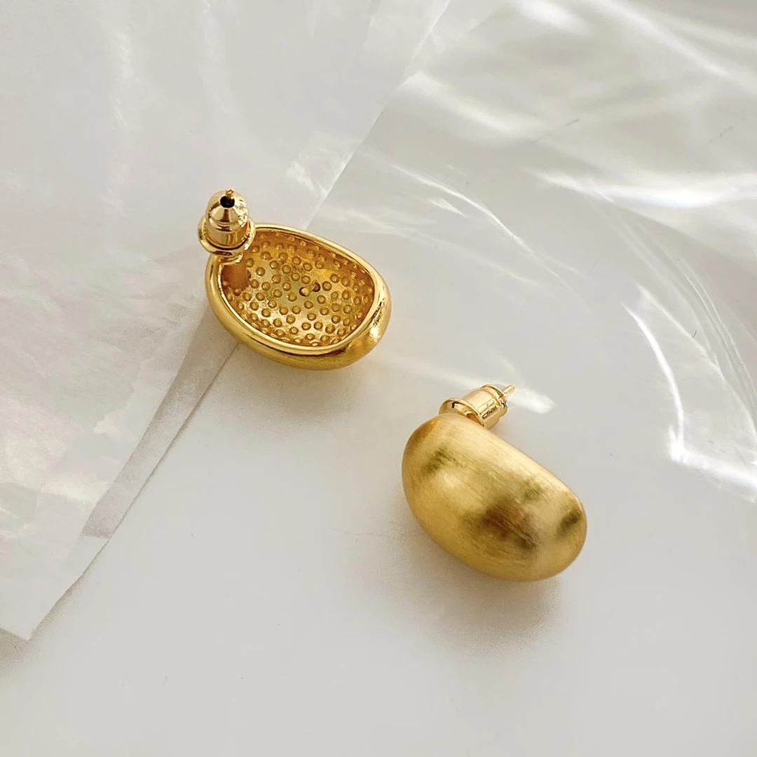 铜合金耳饰 甜酷金属哑光磨砂拉丝冷淡风高级感豆豆耳环水滴耳钉