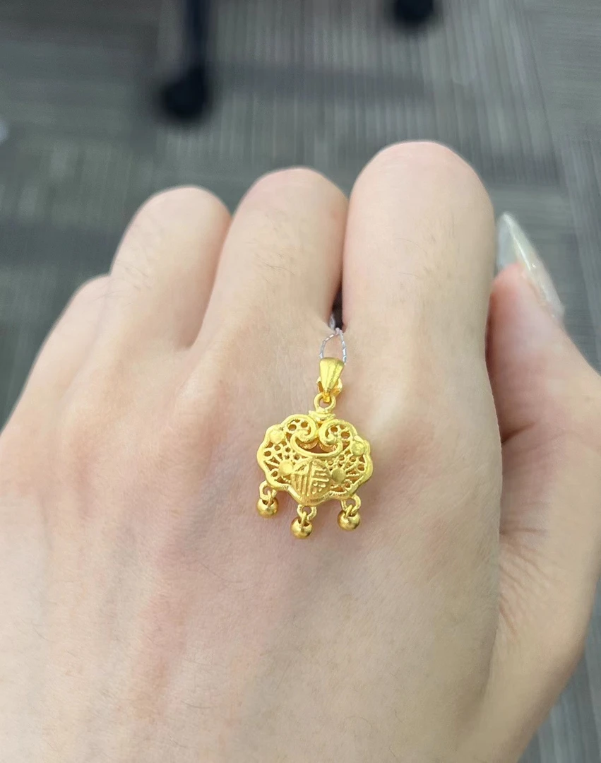 足金999 短提溜福字锁包吊坠