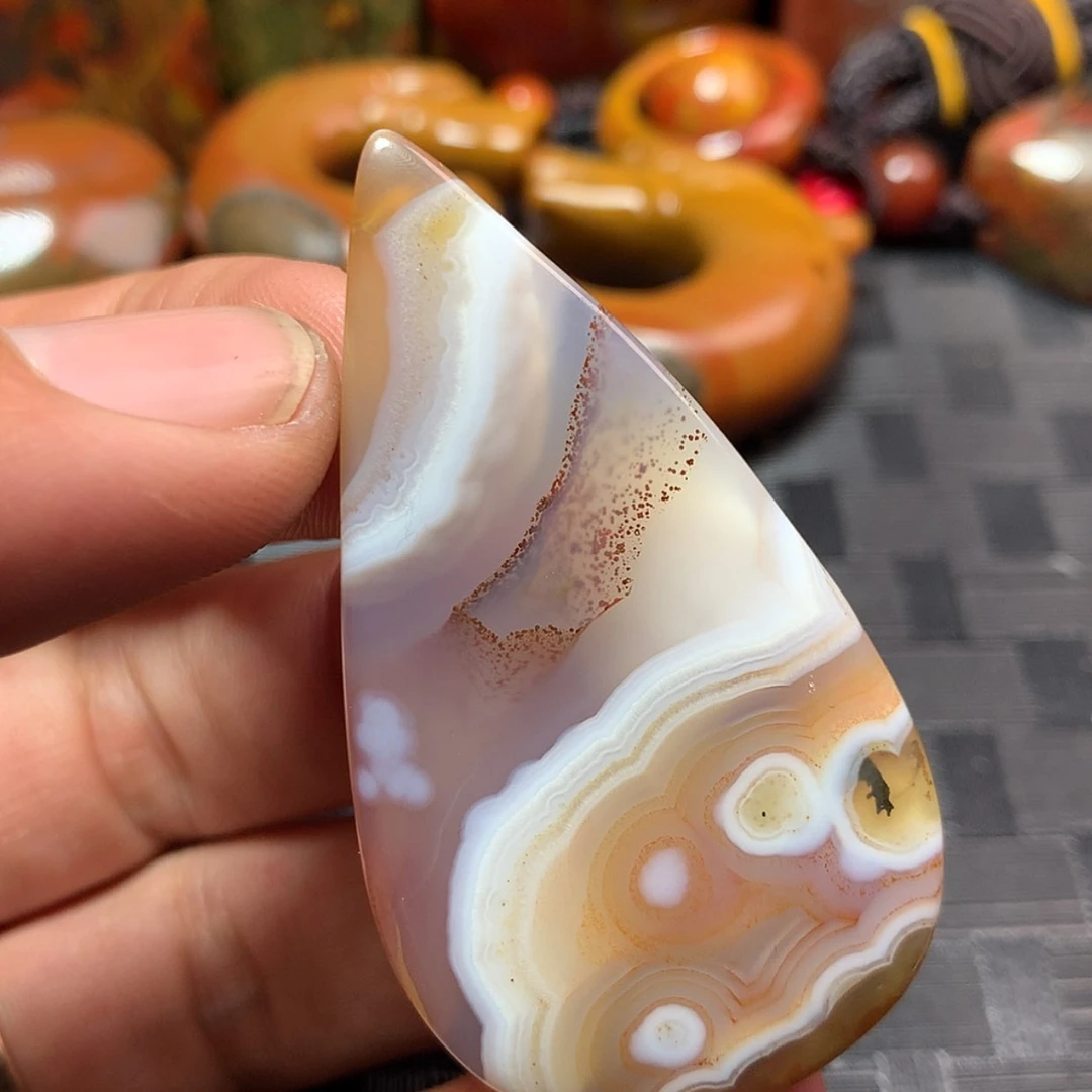 【闪购商品】玛瑙/玉髓颈饰未镶嵌倚**雨