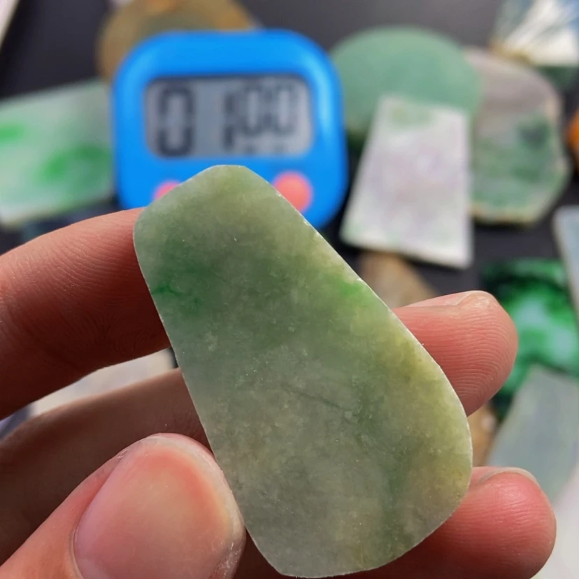 【闪购商品】翡翠料子未镶嵌?****?