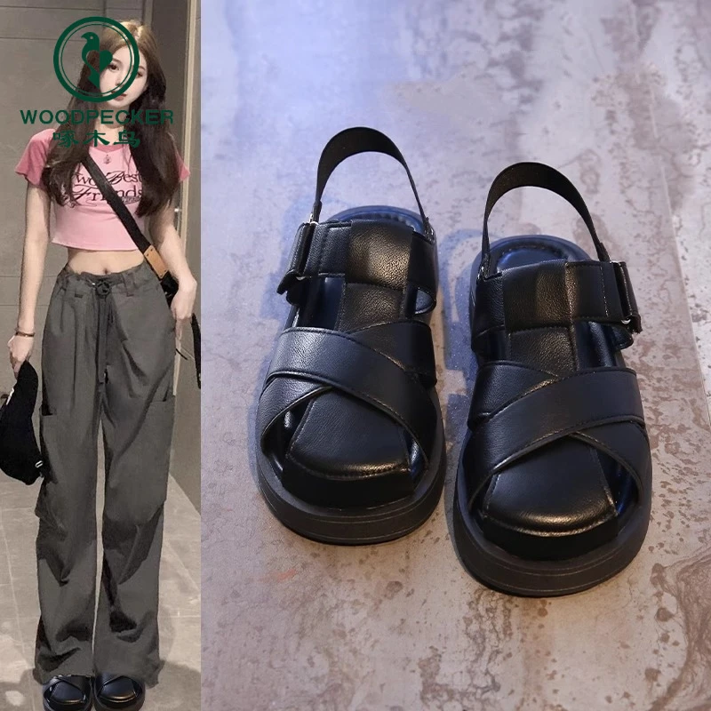 啄木鸟包头罗马凉鞋女夏季2025年新款厚底百搭网红编织镂空猪笼鞋