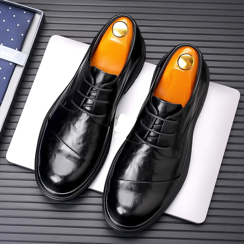 2301休闲男皮鞋百搭透气春季软底韩版英伦黑色鞋子