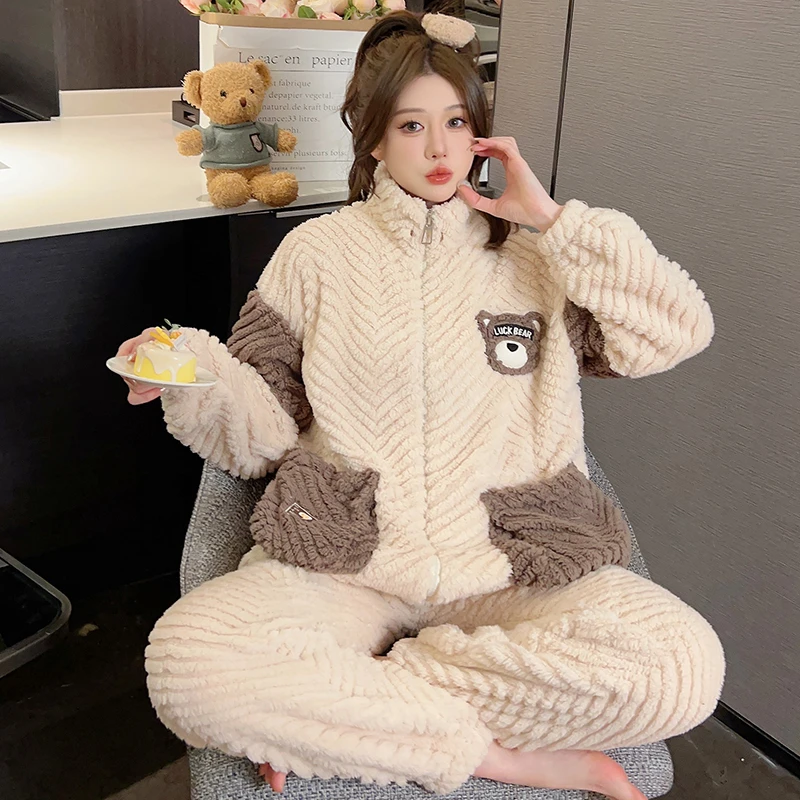 网红爆款2023新款秋冬情侣睡衣女珊瑚绒加厚加绒套装高级感家居服