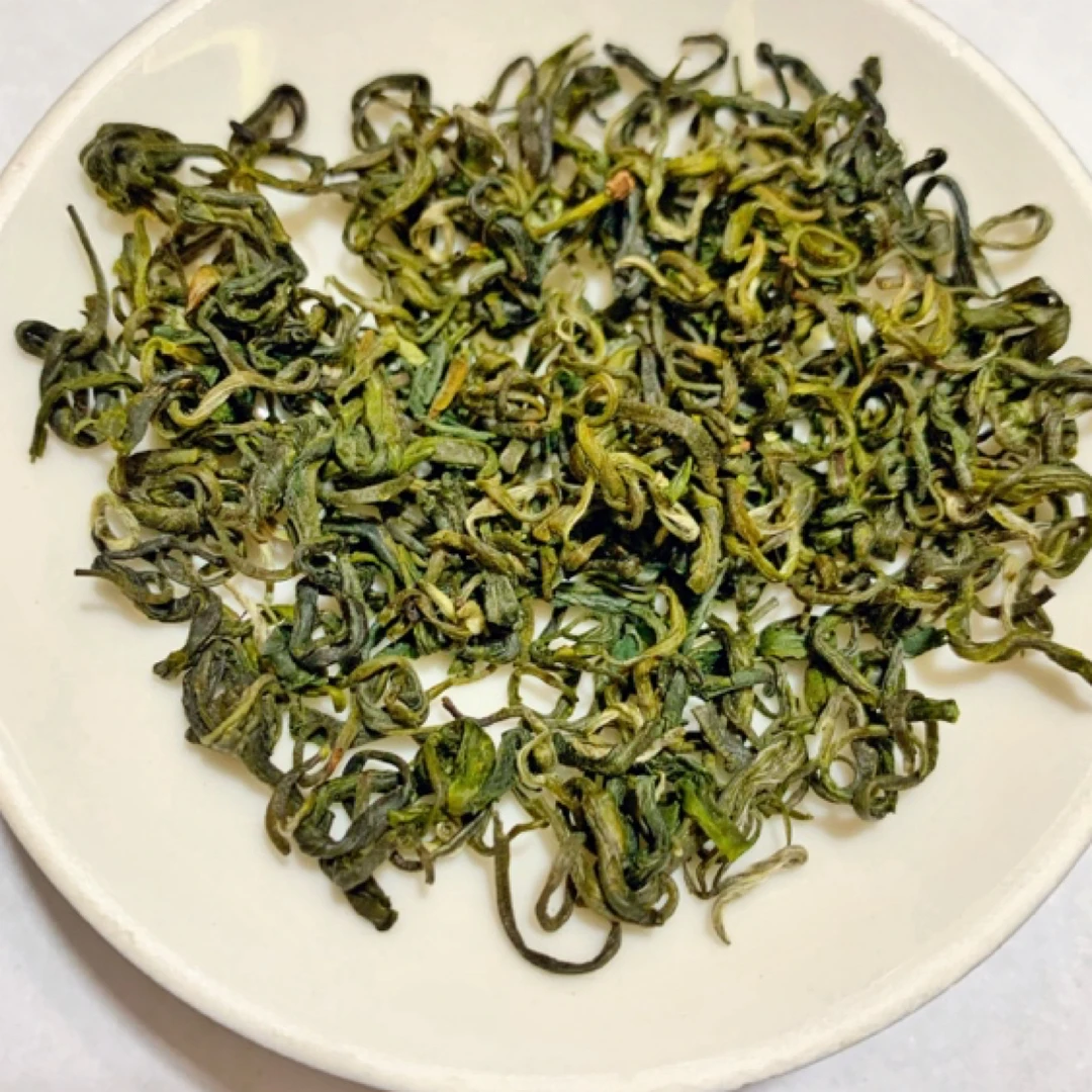 新茶甘露高山绿茶250克香气浓郁，回味干甜性价比高