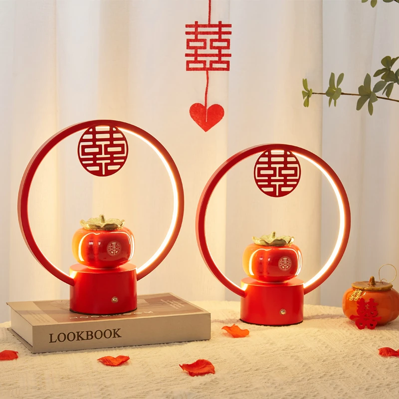 喜庆床头灯一对结婚礼物红色新婚台灯婚房女方陪嫁喜庆高级长明灯