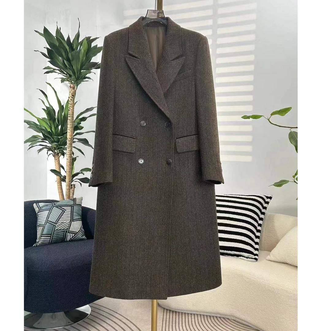 冬季新款轻奢打造高端时尚简约休闲人字纹双排扣气质款大衣