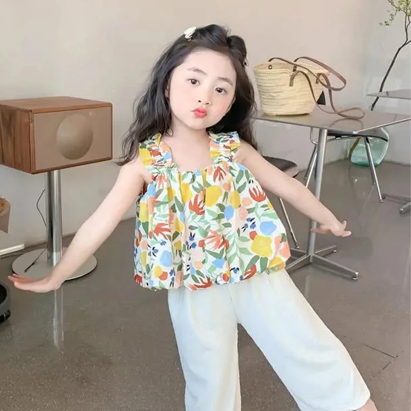 女童小吊带夏季韩版时髦小背心2024新款夏款宝宝洋气花苞碎花上衣
