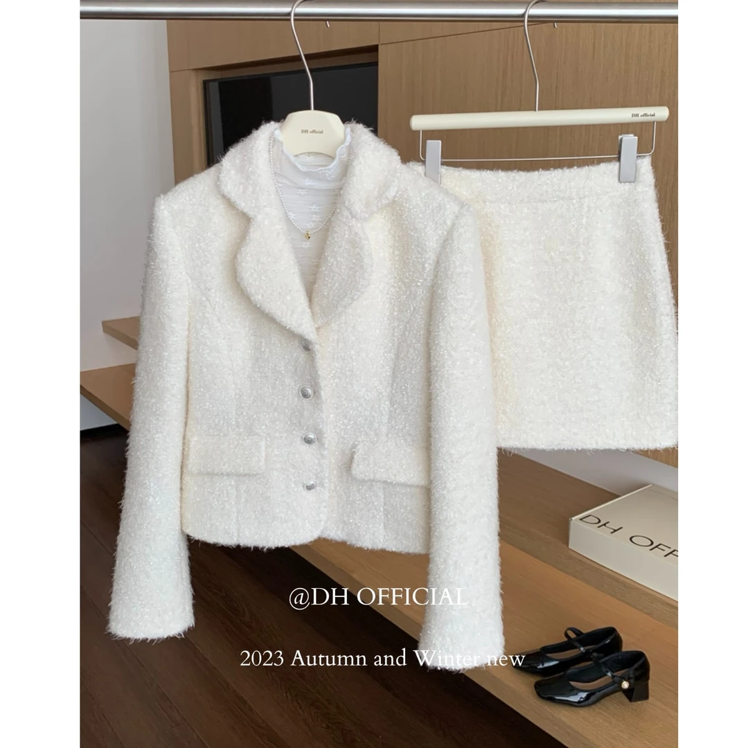 清 DH OFFICIAL 大花【诺拉小姐】秋冬厚外套小香套装白色冬韩版