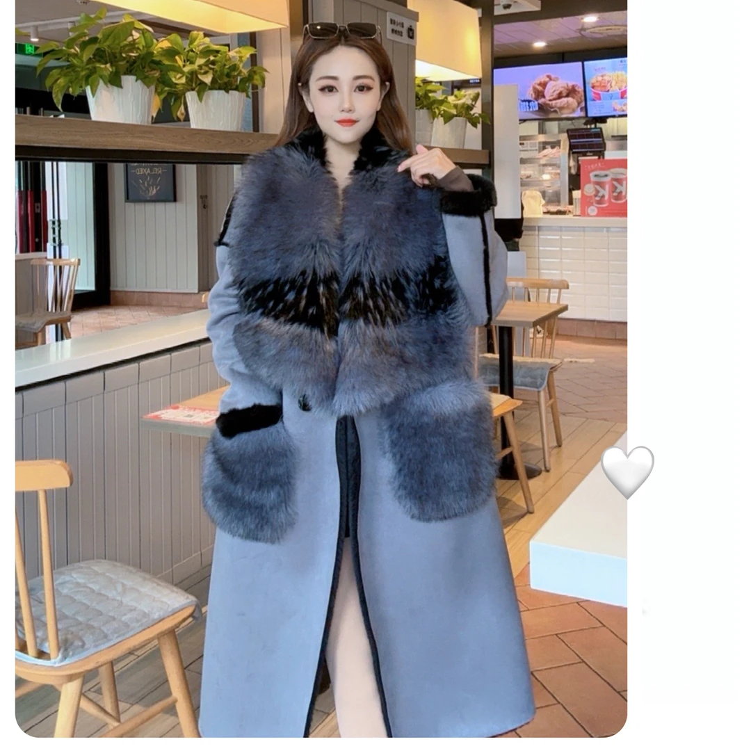 88677 名媛轻奢 秋冬大衣外套 皮绒一体 保暖时尚 慵懒大气女装