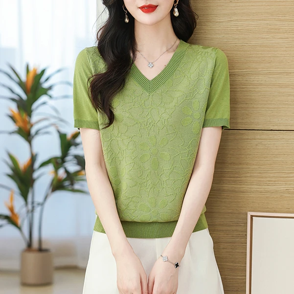 【100天丝】夏季V领短袖T恤女气质镂空提花洋气宽松显瘦出游服装女