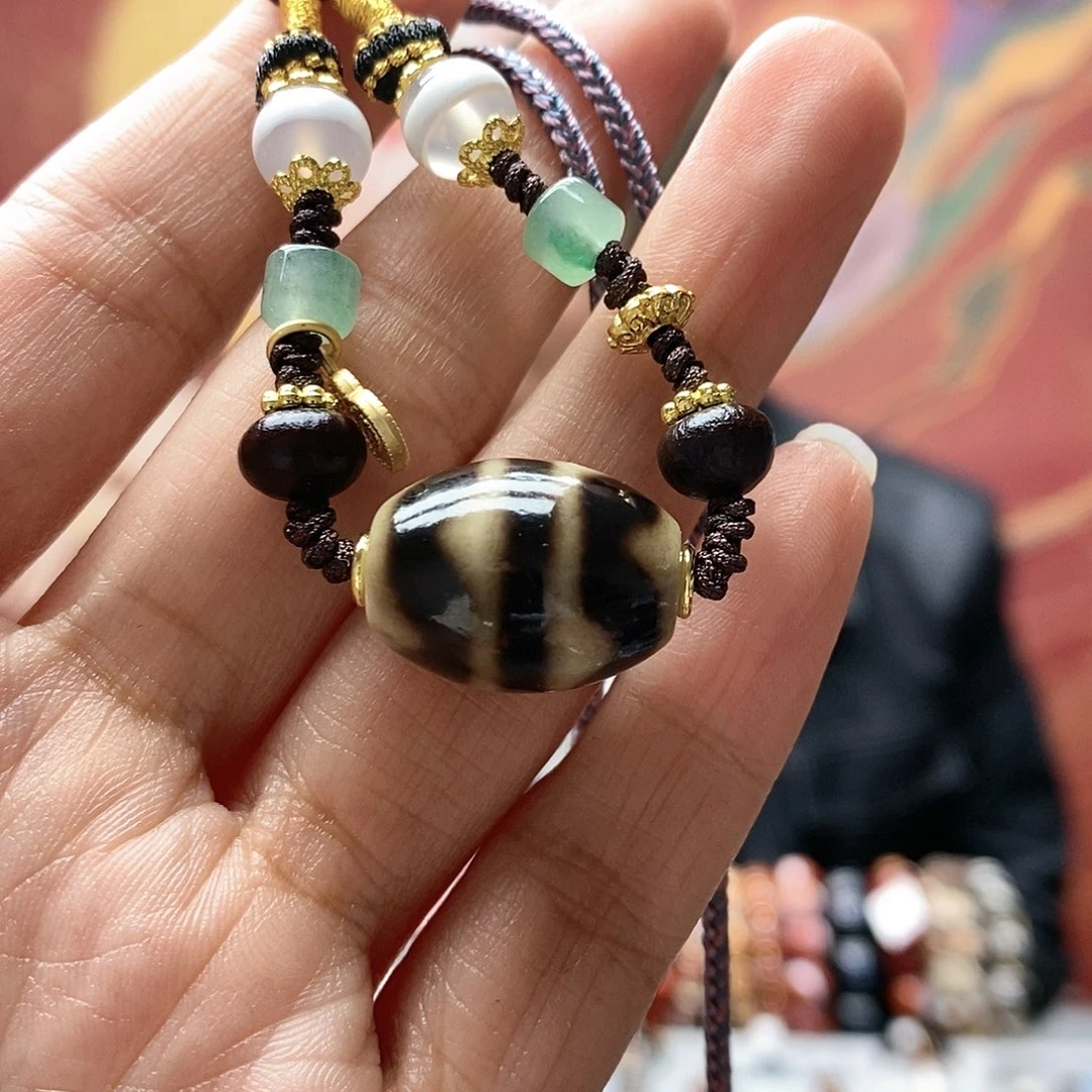 玛瑙/玉髓颈饰合金