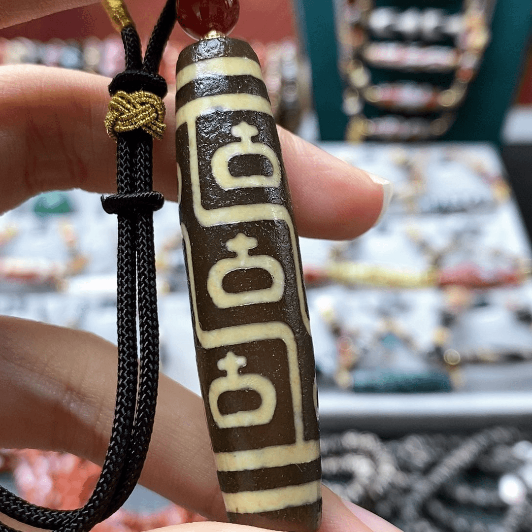 玛瑙/玉髓颈饰合金