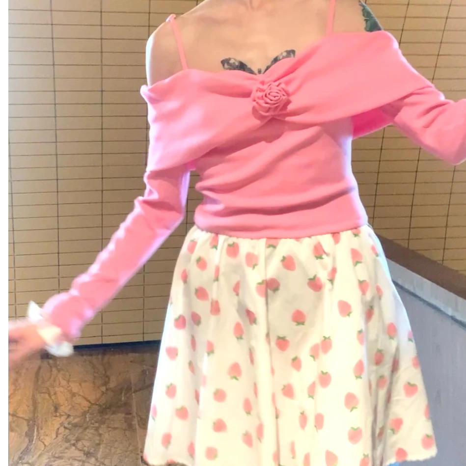 制造后花园*元气少女氛围感一字肩花朵连衣裙