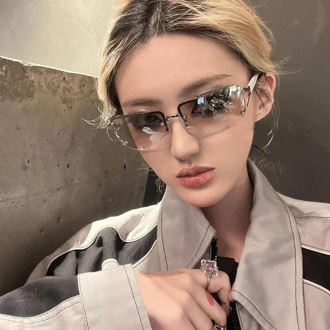美式镶钻复古年代感茶色墨镜女辣妹无框太阳眼镜男眼睛无边框方框