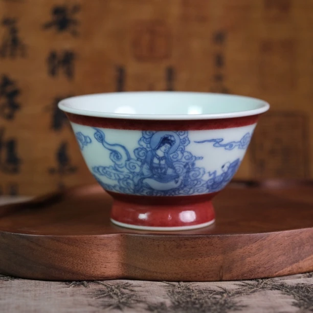 璟色堂祭红青花观音图大金钟杯