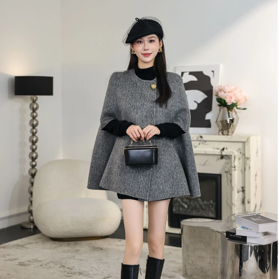 LYNEE【黑标系列】 绵羊毛双面呢圆领斗篷毛呢外套 LGD2EAW135