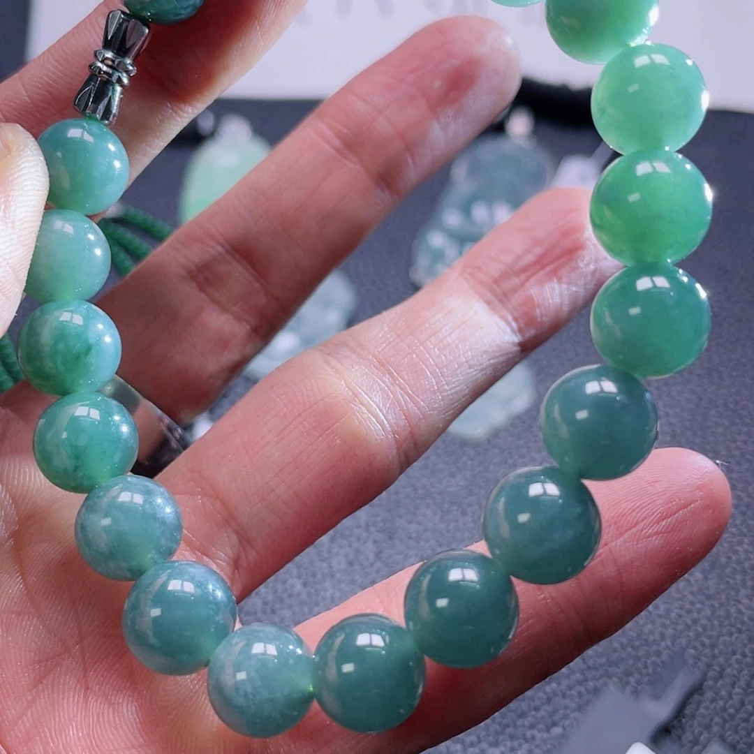 【闪购商品】翡翠颈饰未镶嵌