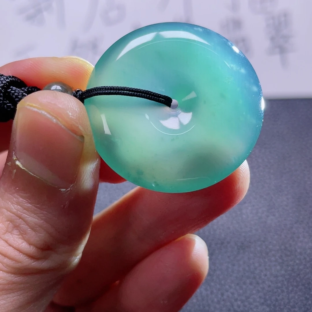 【闪购商品】翡翠颈饰未镶嵌