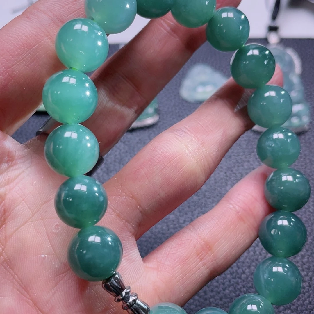 【闪购商品】翡翠颈饰未镶嵌