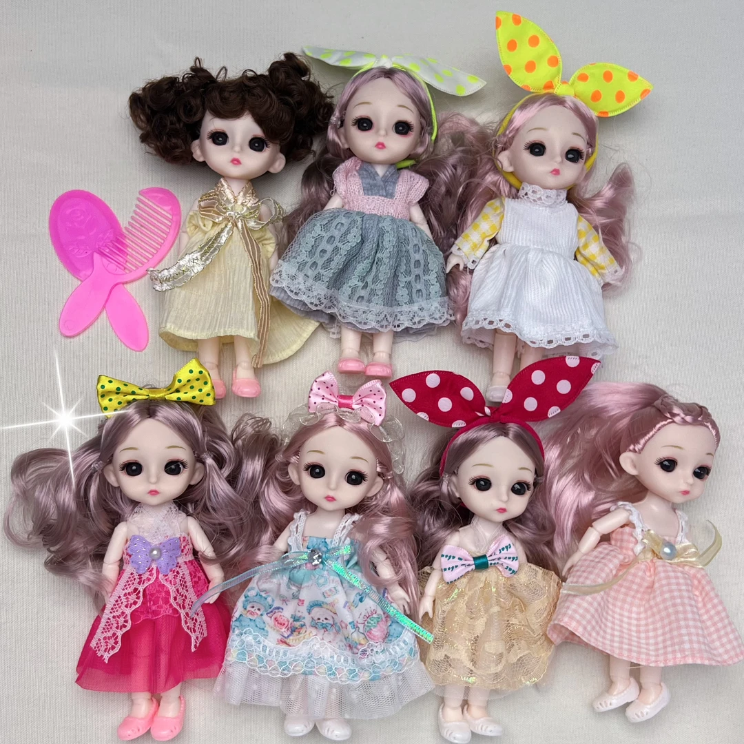 16厘米可爱多娃娃家族7只过家家玩具女孩公主玩具生日礼物