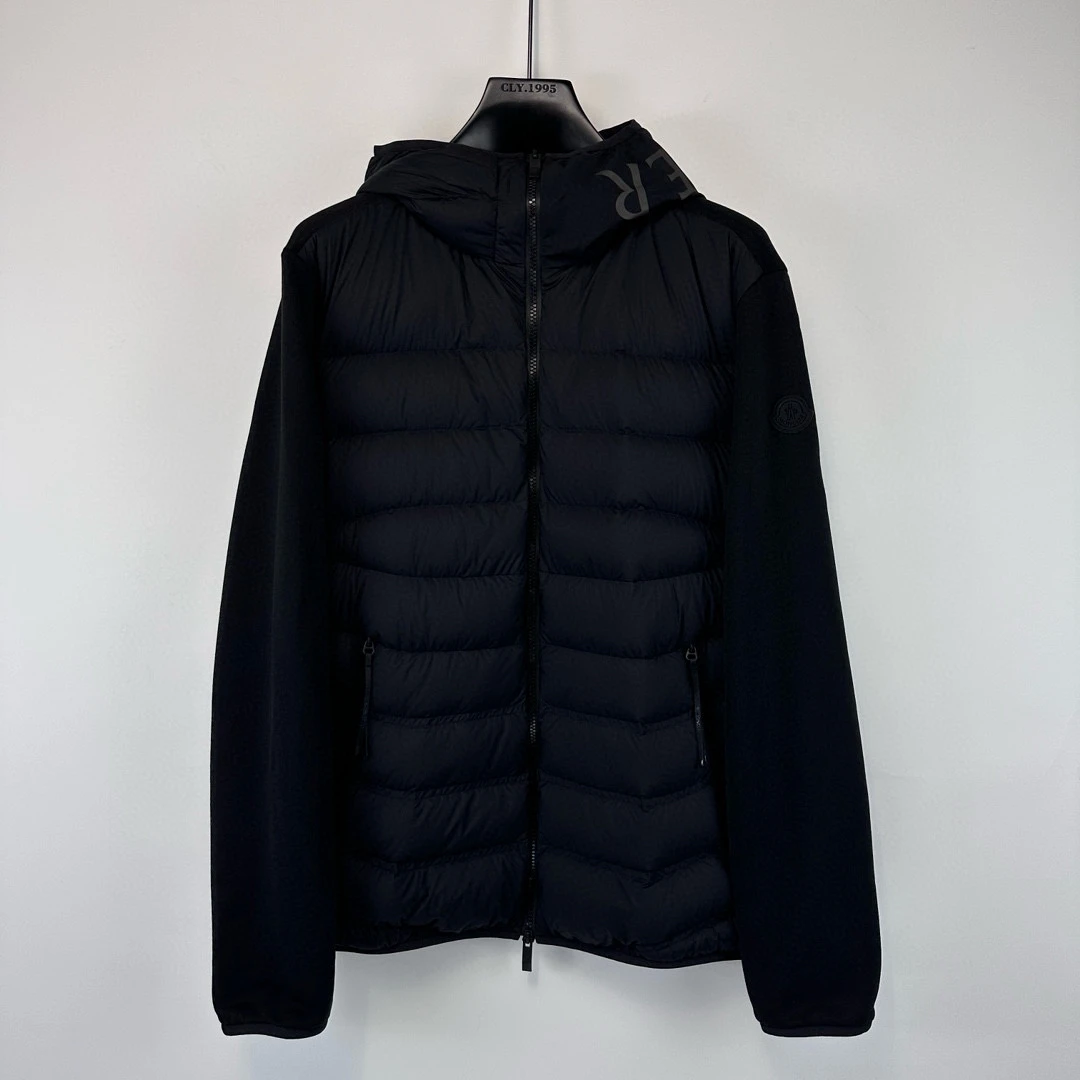 Moncler/盟可睐  拼接款连帽羽绒服 2341080