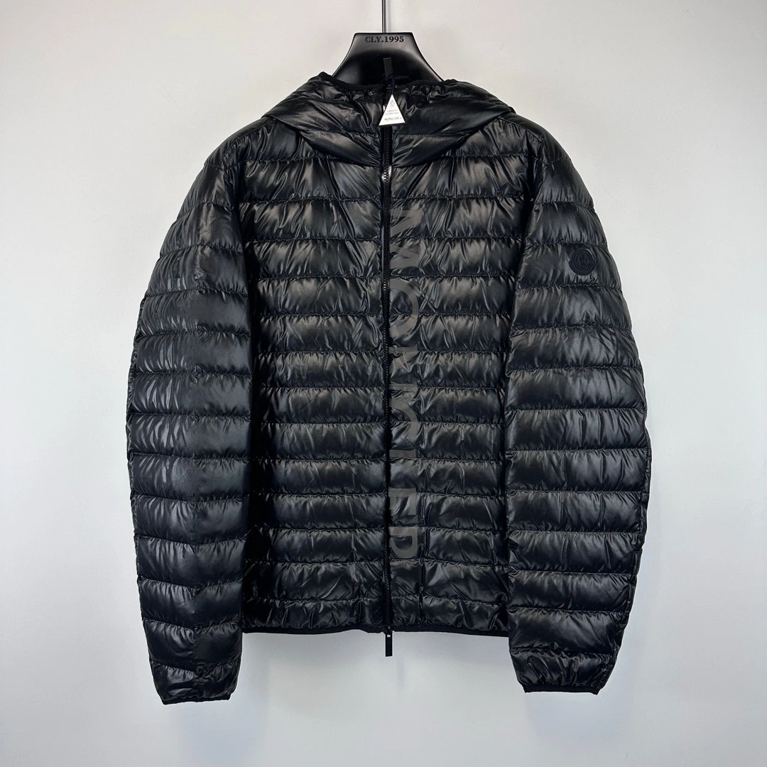 Moncler/盟可睐  轻薄款 连帽羽绒服 2341061