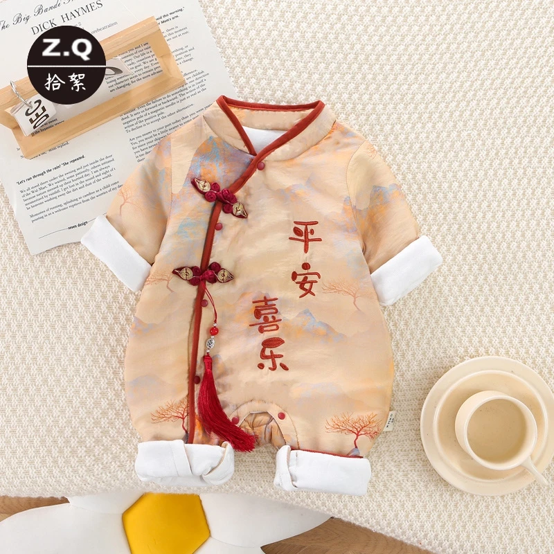 宝宝百天衣服中国风哈衣婴儿唐装秋冬装夹棉汉服抓周岁薄棉连体衣